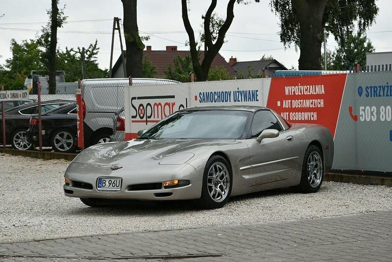 Używany Chevrolet Corvette 1999 Złoty Coupe