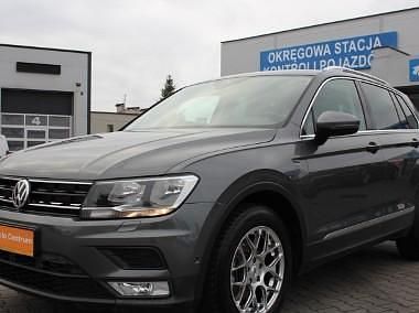 Inny kolor Używany 2017 VW Tiguan SUV | 66 900 zł (Uczciwa cena) - Obraz 1/4