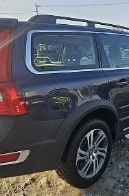 Używany Volvo XC70 163 KM (119 kW) 2012 Niebieski ciemny (metalik) Kombi