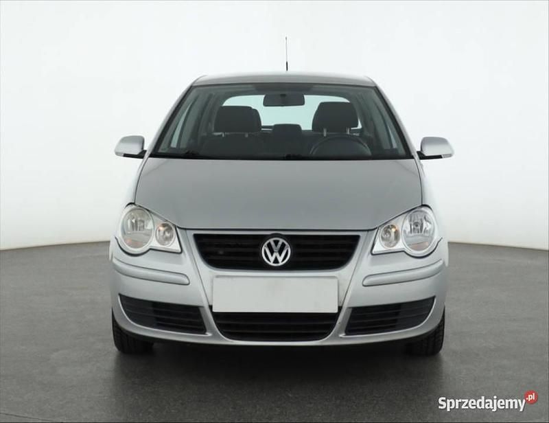 Używany VW Polo 2005 Srebrny Hatchback