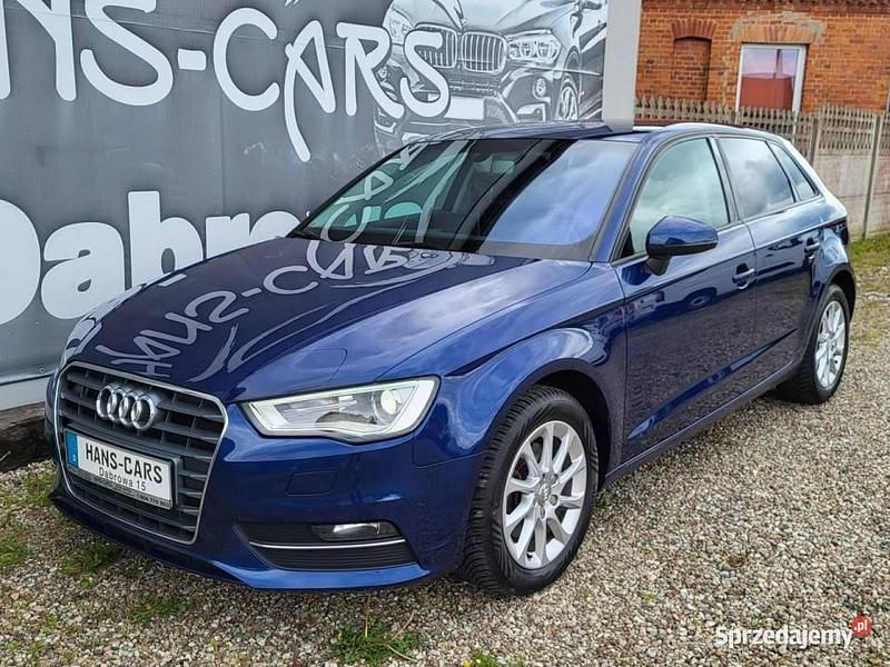 Niebieski Używany 2016 Audi A3 Hatchback | 49 900 zł (Uczciwa cena) - Obraz 1/4