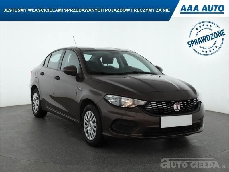 Brązowy Używany 2016 Fiat Tipo | 32 999 zł (Dobra cena) - Obraz 1/4