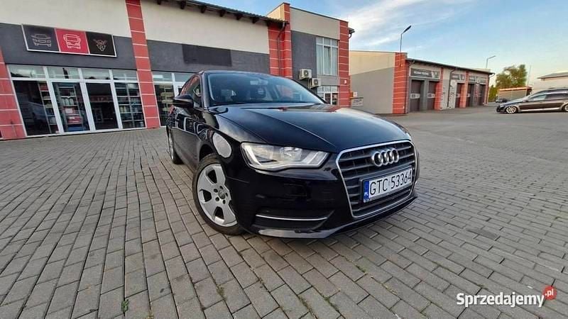 Czarny Używany 2015 Audi A3 Hatchback | 42 900 zł (Dobra cena) - Obraz 1/4