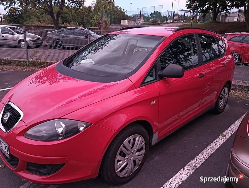 Używany 2007 Seat Altea XL Minivan | 7500 zł - Obraz 1/4