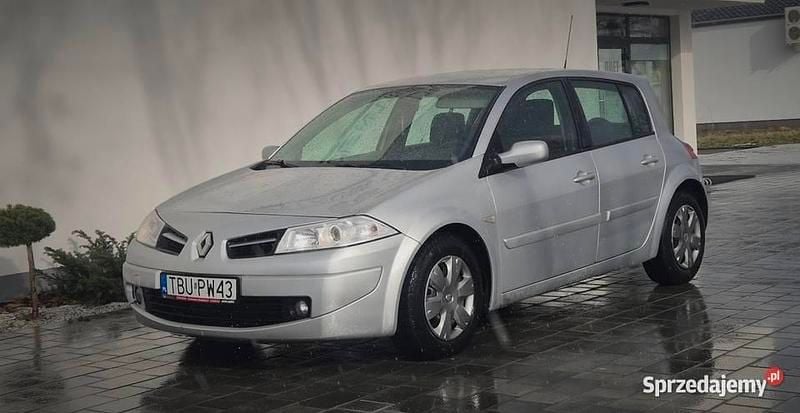 Używany Renault Mégane II 2008 Srebrny Sedan/Limuzyna