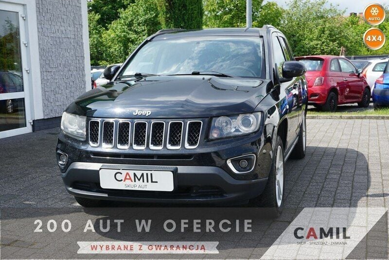 Czarny Używany 2014 Jeep Compass SUV | 38 000 zł - Obraz 1/3