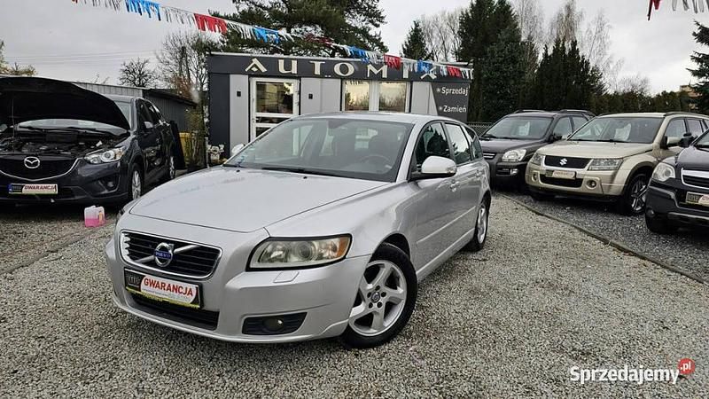 Srebrny Używany 2011 Volvo V50 Kombi | 17 900 zł (Uczciwa cena) - Obraz 1/2