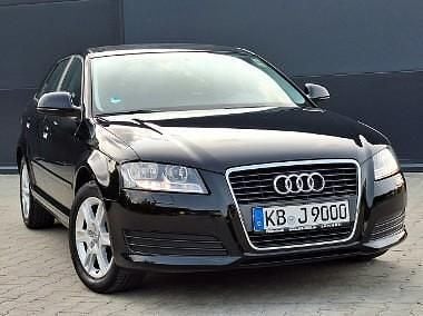 Czarny Używany 2010 Audi A3 Premium Hatchback | 34 900 zł (Dość drogi) - Obraz 1/4