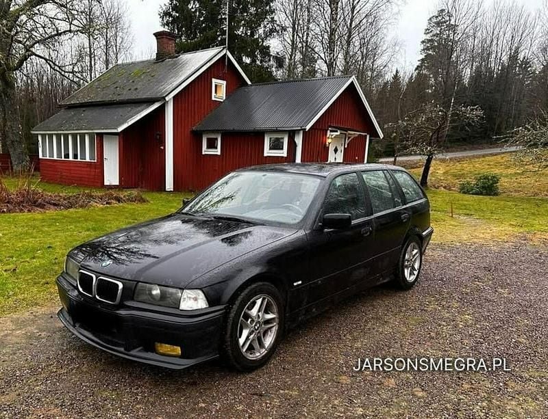 Używany BMW 323 M Sport 1998 Czarny Kombi