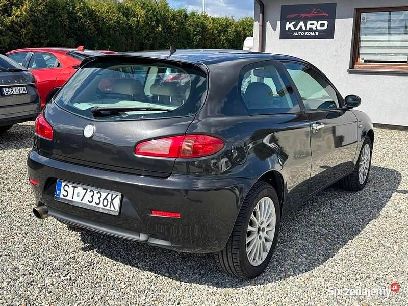 Używany Alfa Romeo 147 2006 Czarny Hatchback