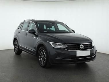 Szary Używany 2020 VW Tiguan SUV | 112 999 zł (Dość drogi) - Obraz 1/4