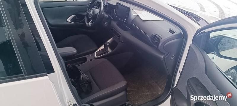 Używany Toyota Yaris Comfort 2021 Hatchback