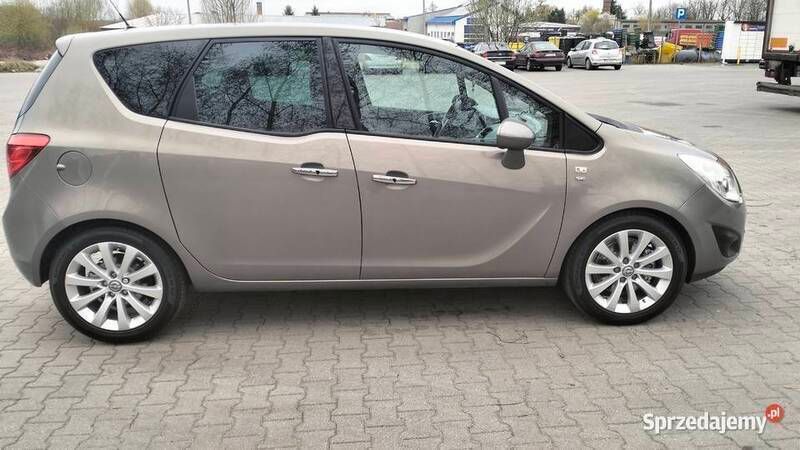 Beżowy Używany 2010 Opel Meriva Cosmo Minivan | 21 900 zł (Uczciwa cena) - Obraz 1/4