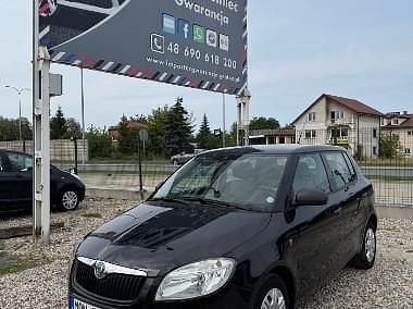 Czarny Używany 2009 Skoda Fabia Hatchback | 14 800 zł (Dość drogi) - Obraz 1/4
