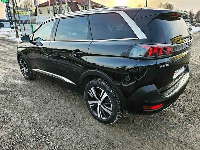 Używany Peugeot 5008 GT 180 KM (132 kW) 2021 Czarny (metalik) SUV