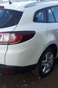 Używany Renault Mégane III Business 110 KM (80 kW) 2015 Biały Sedan/Limuzyna