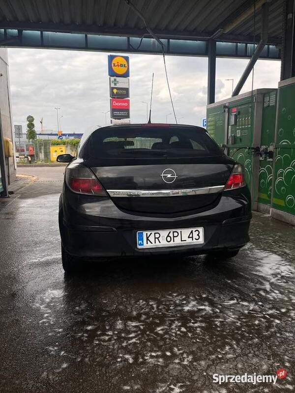 Używany 2005 Opel Astra GTC | 7600 zł (Drogi) - Obraz 1/4