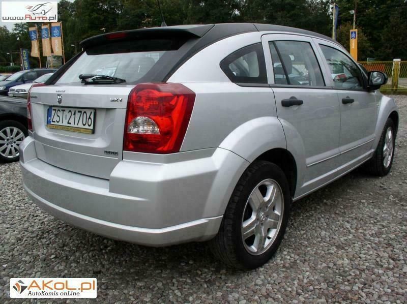 Używany Dodge Caliber 140 KM (102 kW) 2007 Srebrny (metalik) Hatchback