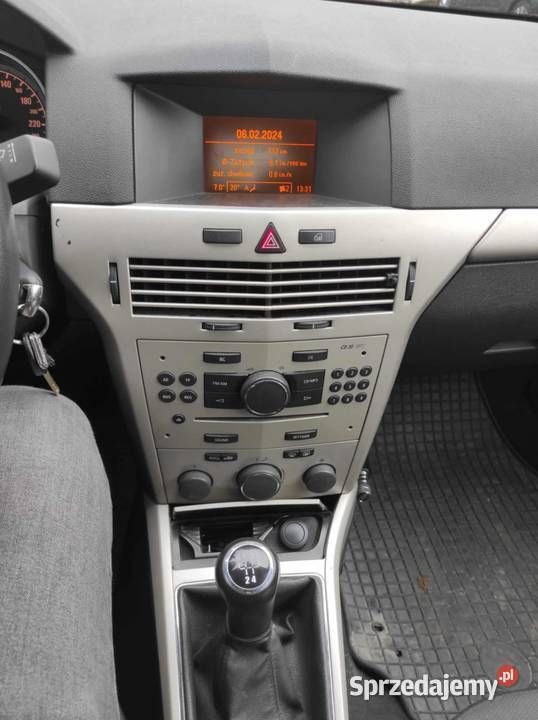 Używany 2008 Opel Astra Coupe | 12 500 zł (Uczciwa cena) - Obraz 1/4