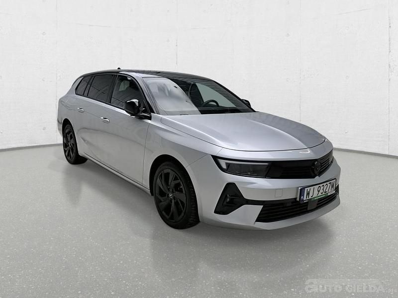 Srebrny Używany 2024 Opel Astra Kombi | 79 581 zł - Obraz 1/4