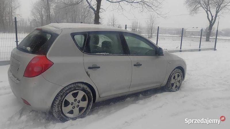 Używany Kia Ceed 109 KM (80 kW) 2008 Hatchback