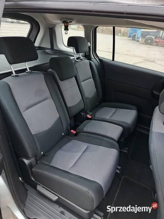 Używany Mazda 5 2006 Minivan