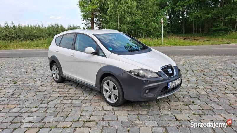 Używany 2012 Seat Altea Minivan | 22 900 zł (Uczciwa cena) - Obraz 1/4