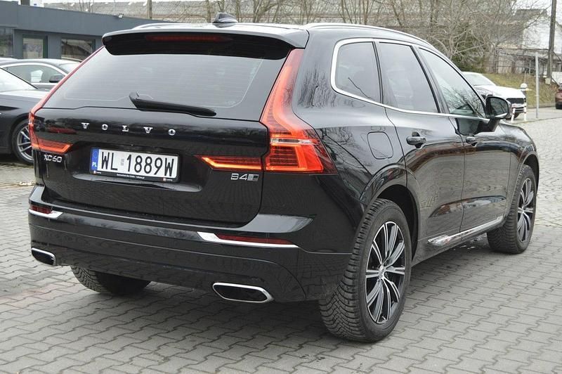 Używany Volvo XC60 197 KM (144 kW) 2019 Czarny (metalik) SUV