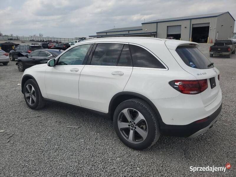 Używany 2021 Mercedes GLC300 | 71 999 zł - Obraz 1/4