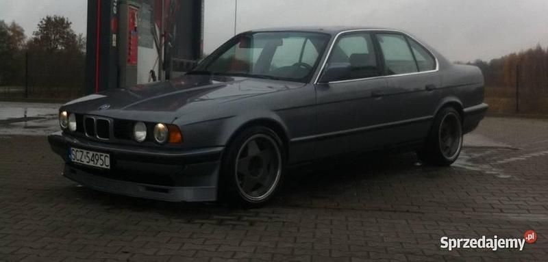 Używany BMW 520 1991 Grafitowy Sedan/Limuzyna