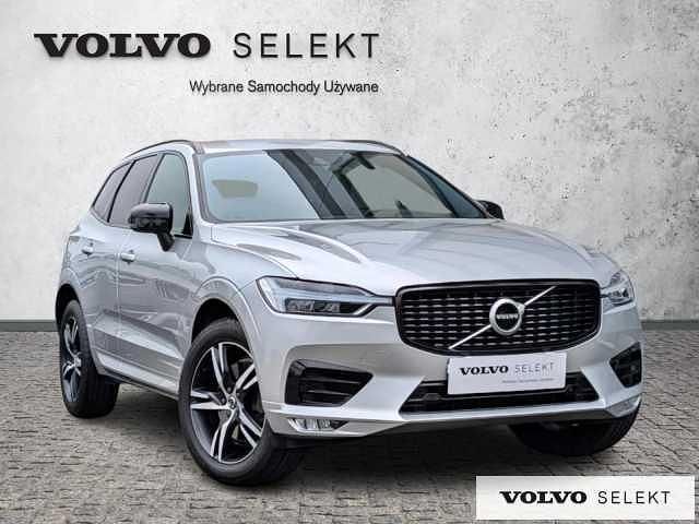 Używany Volvo XC60 235 KM (172 kW) 2021 Srebrny SUV
