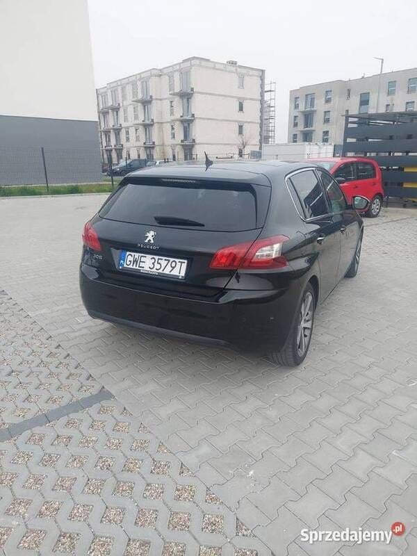 Czarny Używany 2014 Peugeot 308 Hatchback | 38 900 zł (Dość drogi) - Obraz 1/4