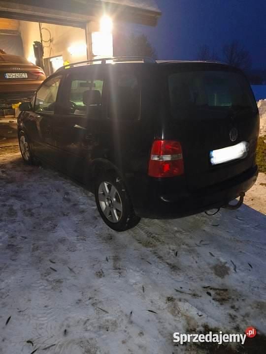 Czarny Używany 2004 VW Touran Minivan | 7000 zł (Dobra cena) - Obraz 1/2