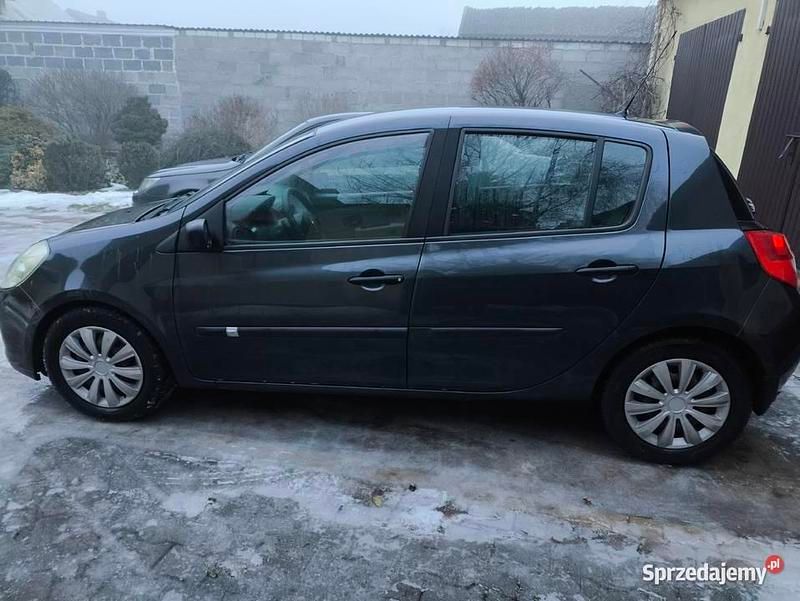 Używany Renault Clio III 2006 Grafitowy Hatchback