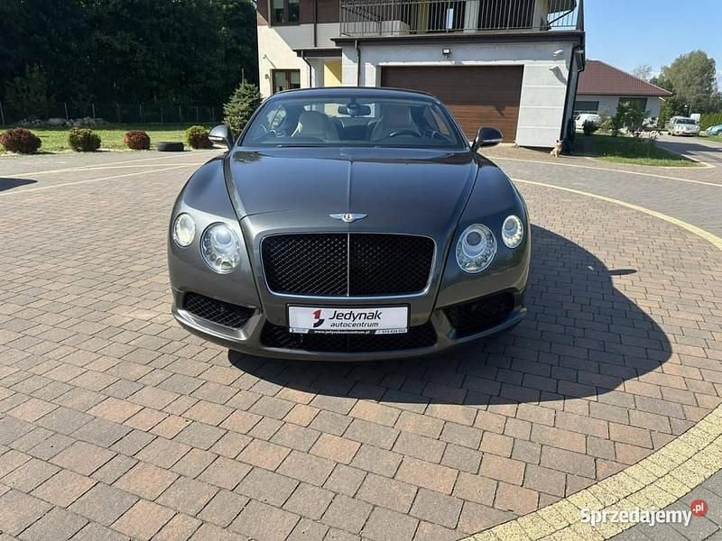 Używany Bentley Continental GT 507 KM (372 kW) 2012 Grafitowy (metalik) Sedan/Limuzyna