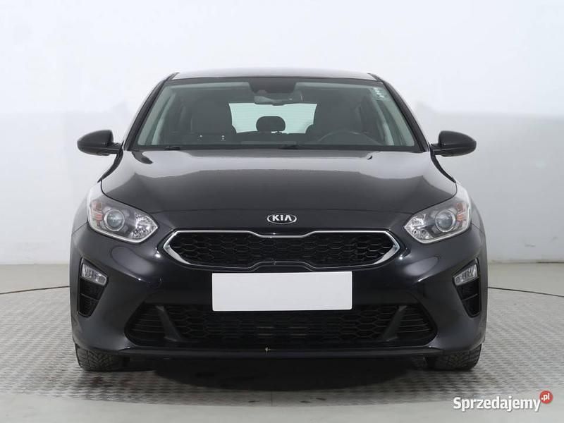 Szary Używany 2021 Kia Ceed Hatchback | 64 999 zł (Uczciwa cena) - Obraz 1/4