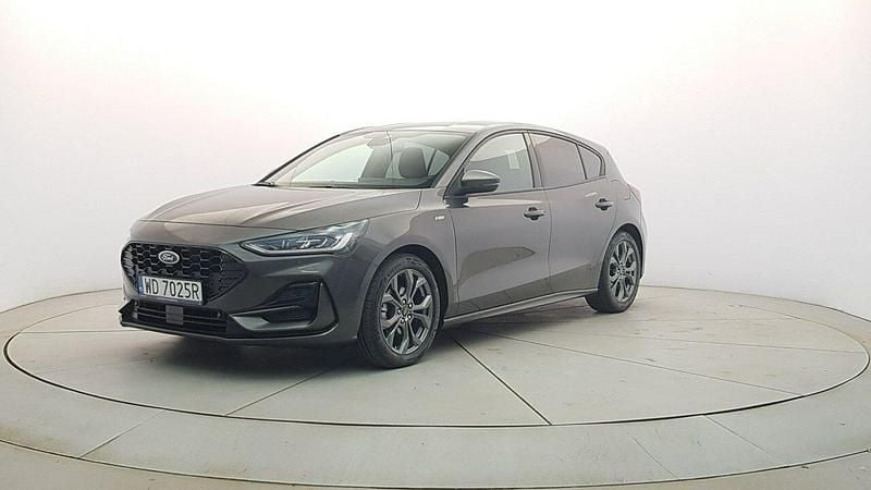 Używany Ford Focus ST-Line X 155 KM (114 kW) 2023 Szary Hatchback