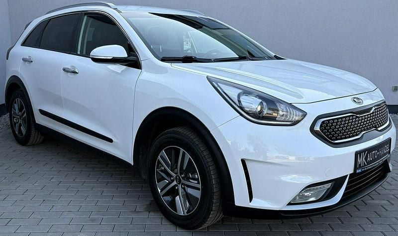 Używany Kia Niro 141 KM (103 kW) 2018 Biały SUV