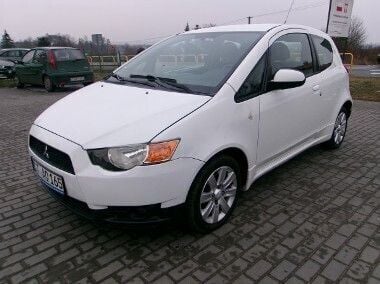 Używany Mitsubishi Colt 75 KM (55 kW) 2012 Biały Hatchback