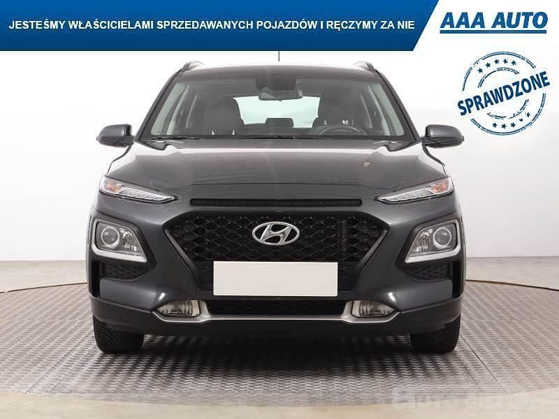 Używany Hyundai Kona 120 KM (88 kW) 2020 Szary SUV