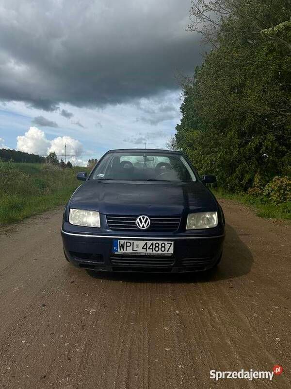 Używany 2001 VW Bora Sedan/Limuzyna | 4950 zł (Uczciwa cena) - Obraz 1/4
