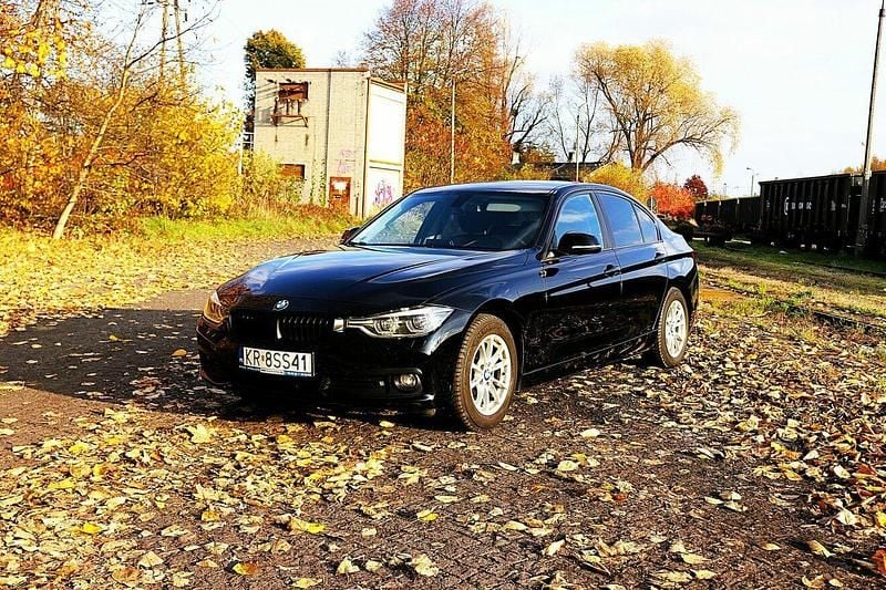 Używany BMW 316 2016 Czarny Sedan/Limuzyna