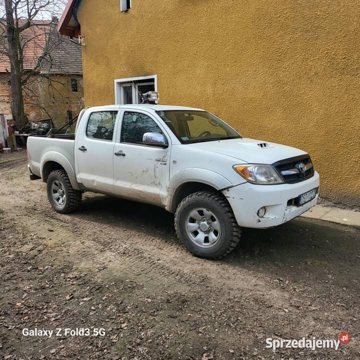Używany 2007 Toyota HiLux Pickup | 39 000 zł - Obraz 1/4