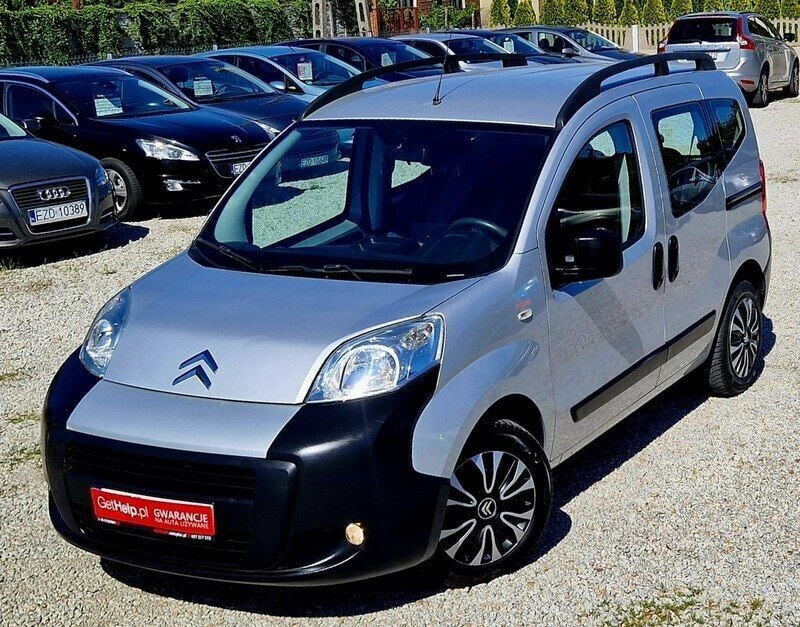 Srebrny (metalik) Używany 2012 Citroën Nemo Minivan | 16 900 zł - Obraz 1/4