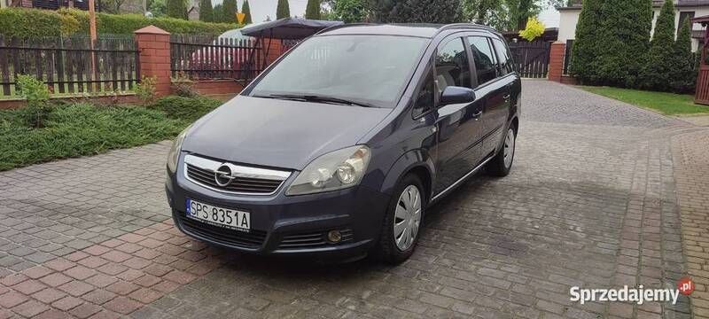 Używany Opel Zafira 2007 Grafitowy Minivan