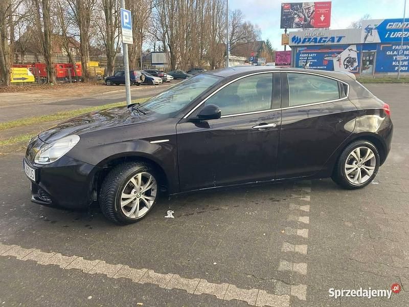 Używany Alfa Romeo Giulietta 2012 Czarny Hatchback