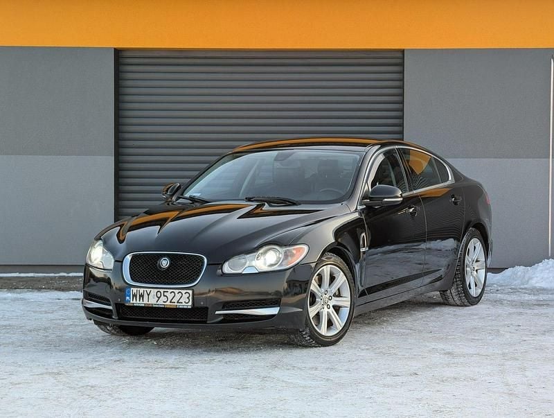 Używany Jaguar XF Luxury 275 KM (202 kW) 2009 Czarny Sedan/Limuzyna