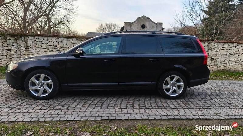 Używany Volvo V70 2009 Czarny Kombi