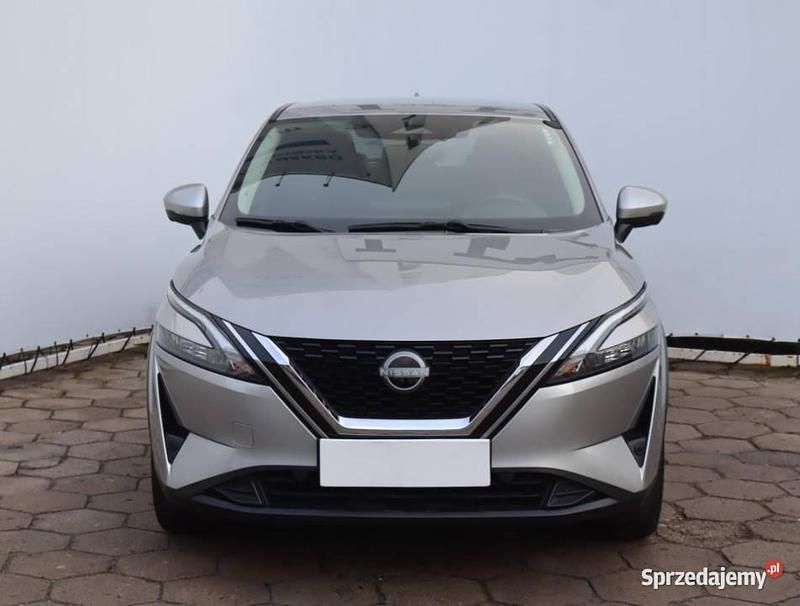 Srebrny Używany 2023 Nissan Qashqai SUV | 109 999 zł (Drogi) - Obraz 1/4