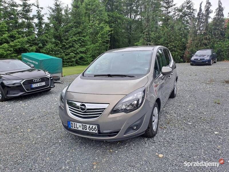Szary Używany 2011 Opel Meriva Minivan | 23 500 zł (Uczciwa cena) - Obraz 1/4